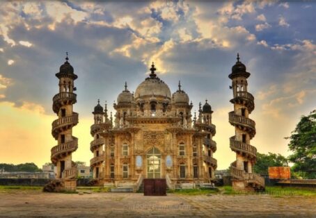 Divine Gujarat Tour – Dwarka, Somnath, Diu & Gir Safari