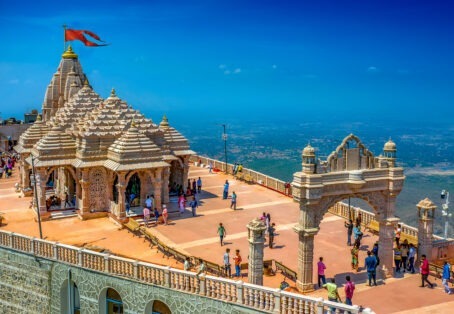 Divine Gujarat Tour – Dwarka, Somnath, Diu & Gir Safari
