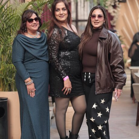 Winter vides beginning of day, congratulations, One of the most gorgeous lady @anuradhakhanna04 (2)